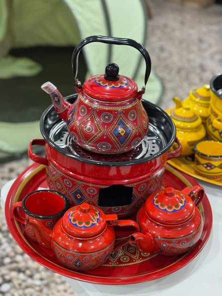 "طقم الشاي الفاخر ☕✨ - لمة زمان برستيج اليوم"